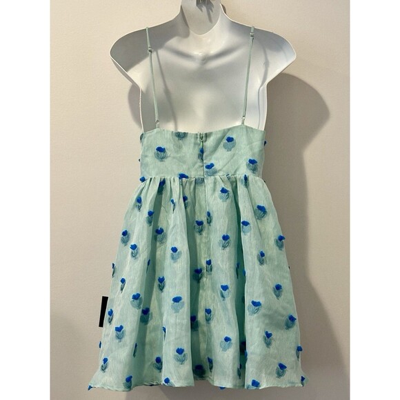 Lulus "Definitely Flirty" Green Floral Textured Skater Dress Size M Medium NWT!! - Picture 4 of 6